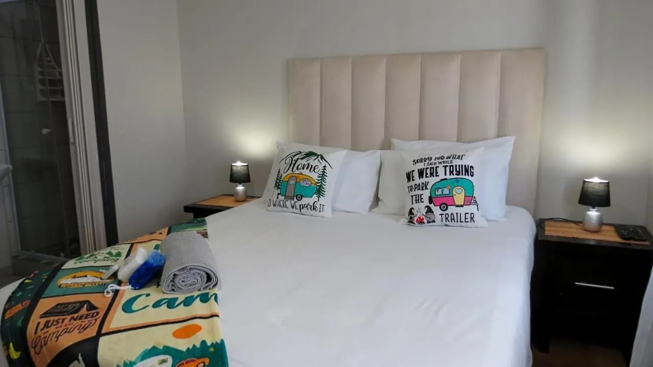 Lodge Kombi Cove Blaauwberg Le Cap Afrique du Sud